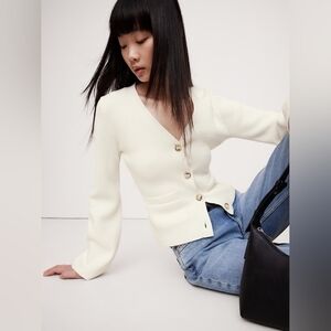 NWT Banana Republic Eversoft Cotton-Silk Flare-Sleeve Iced Vanilla Ivory White